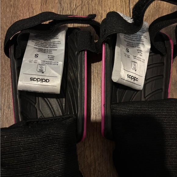 Adidas Kids Pink and Black Shin Guards - Picture 2 of 2